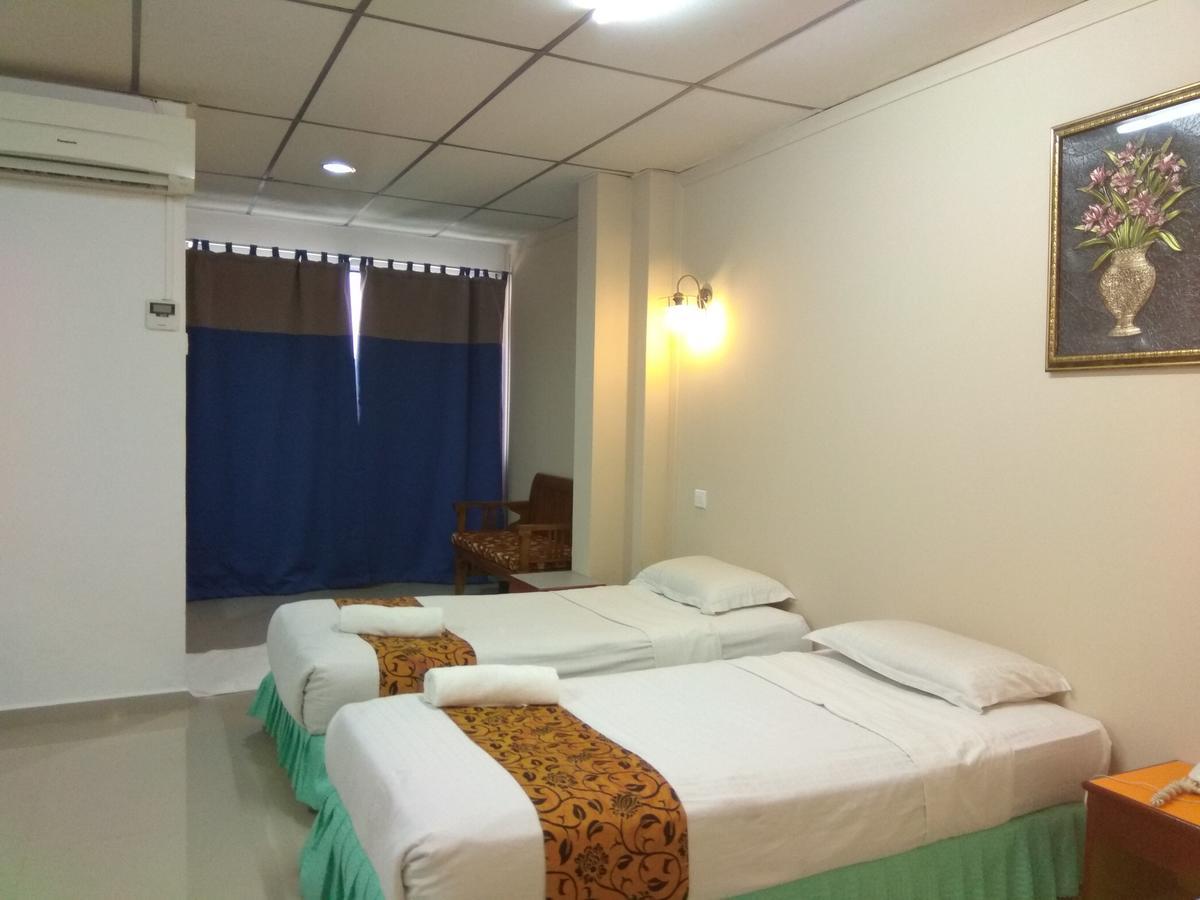 Hotel K T Mutiara Kuala Terengganu Esterno foto