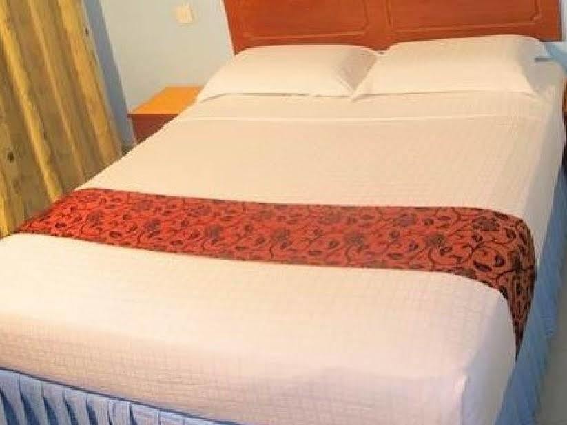Hotel K T Mutiara Kuala Terengganu Esterno foto